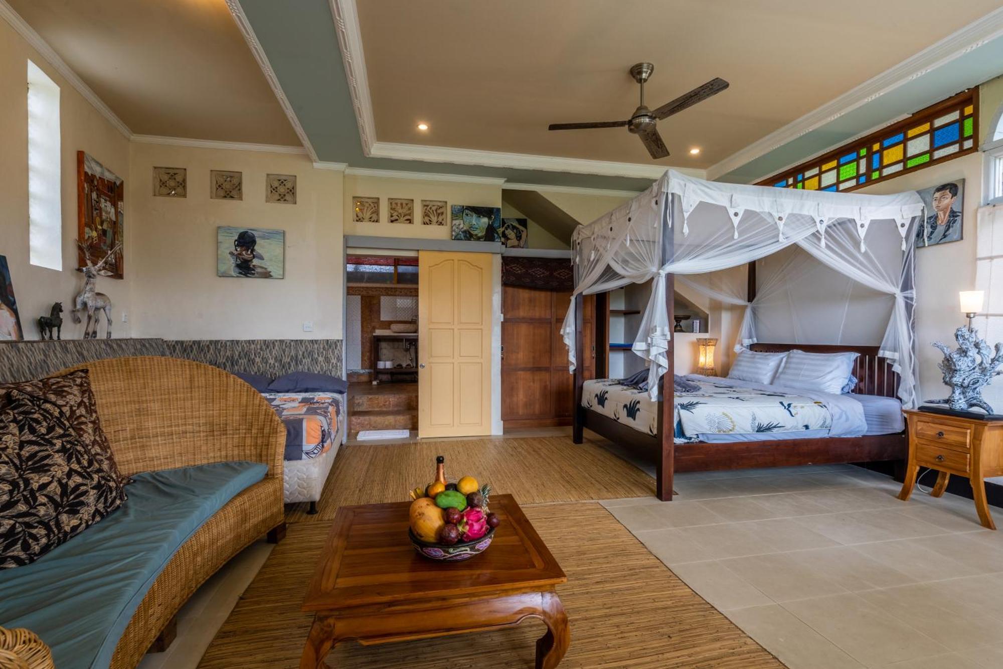 Tirta Asri Ubud Villa Rum bild