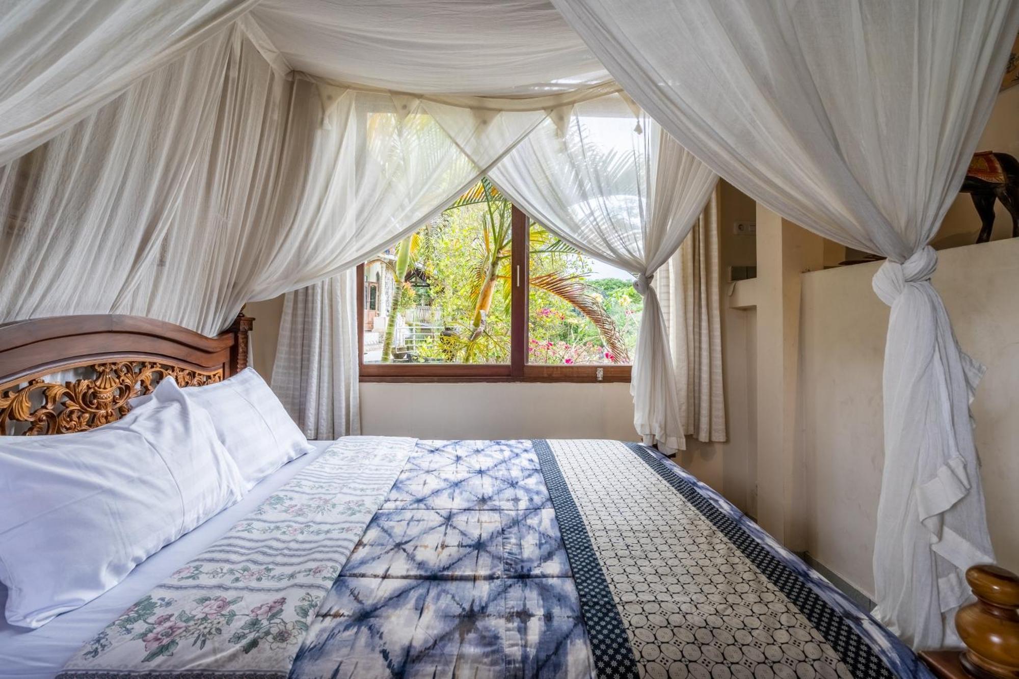 Tirta Asri Ubud Villa Rum bild
