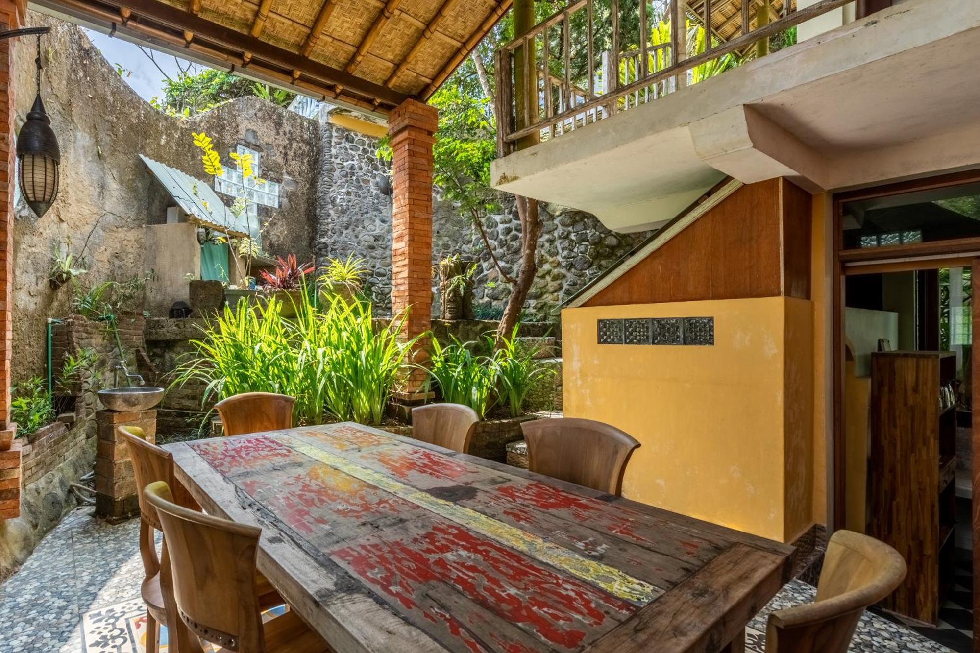 Tirta Asri Ubud Villa Rum bild
