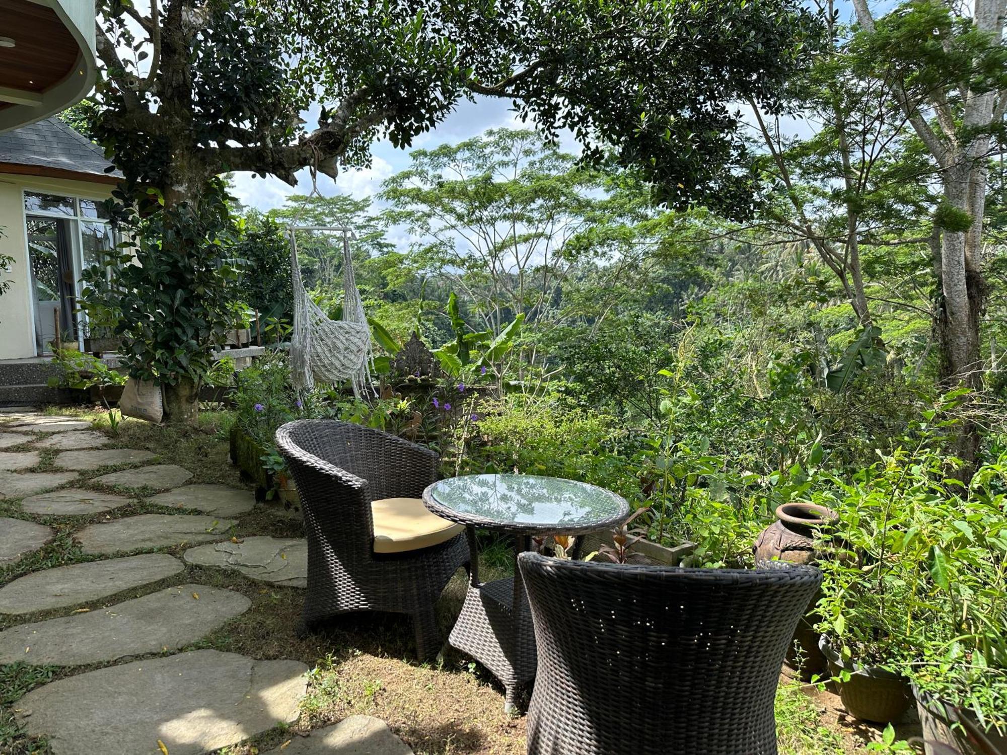 Tirta Asri Ubud Villa Exteriör bild