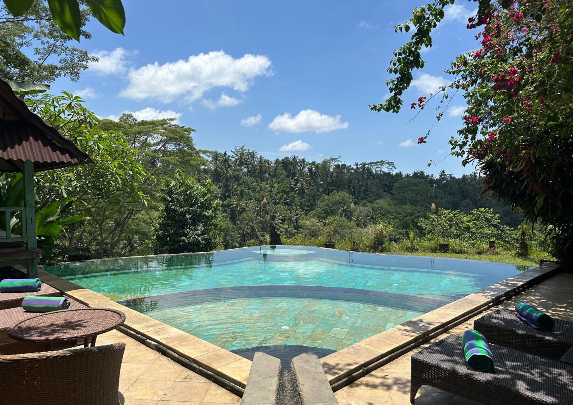 Tirta Asri Ubud Villa Exteriör bild